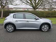 Peugeot E-208 Active 