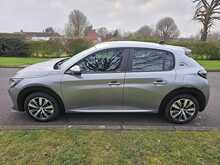 Peugeot E-208 Active