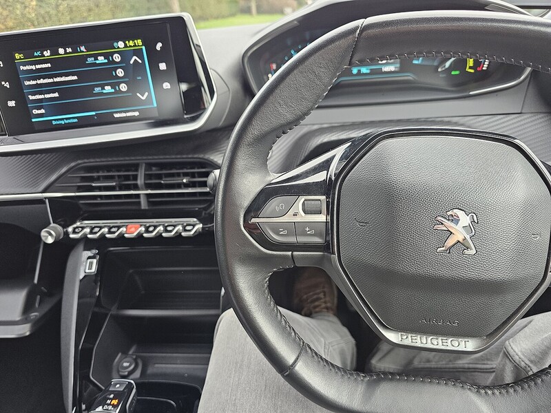 Peugeot 50kWh Active Hatchback 5dr Electric Auto (136 ps)