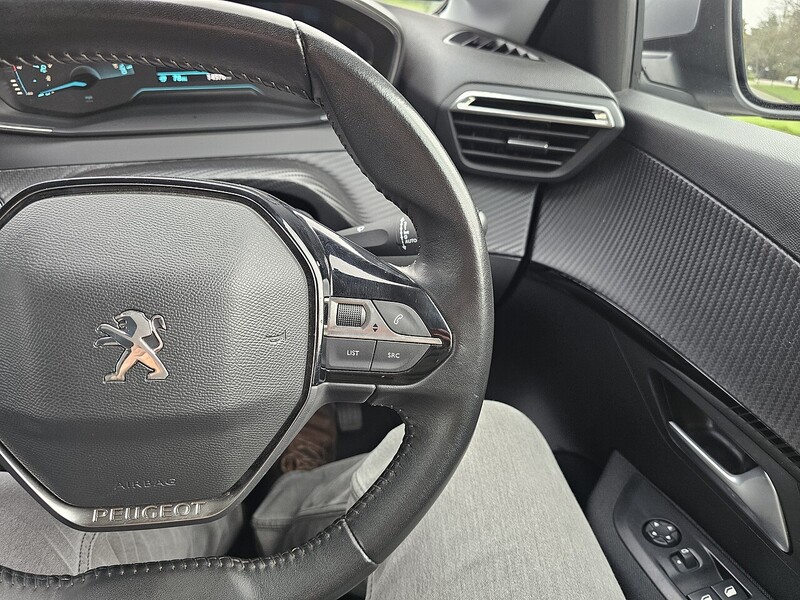 Peugeot 50kWh Active Hatchback 5dr Electric Auto (136 ps)