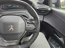 Peugeot E-208 Active