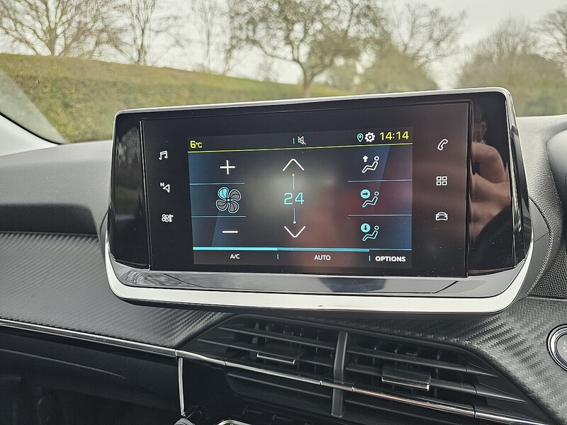 Peugeot 50kWh Active Hatchback 5dr Electric Auto (136 ps)