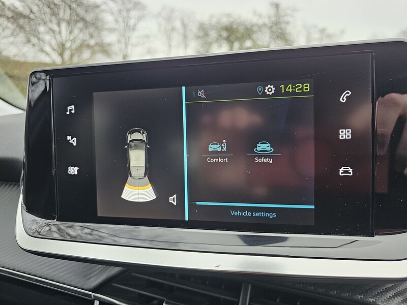 Peugeot 50kWh Active Hatchback 5dr Electric Auto (136 ps)