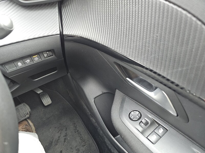 Peugeot 50kWh Active Hatchback 5dr Electric Auto (136 ps)