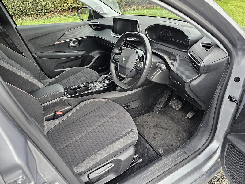 Peugeot 50kWh Active Hatchback 5dr Electric Auto (136 ps)