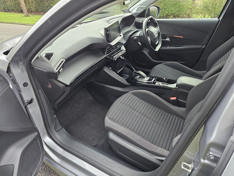 Peugeot 50kWh Active Hatchback 5dr Electric Auto (136 ps)