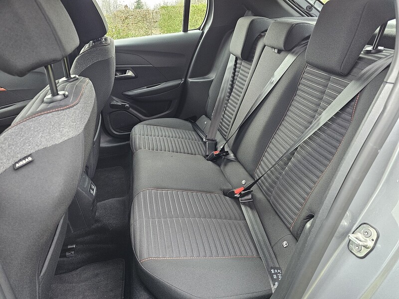 Peugeot 50kWh Active Hatchback 5dr Electric Auto (136 ps)