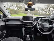 Peugeot E-208 Active