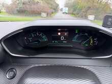 Peugeot E-208 Active 