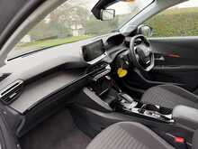 Peugeot E-208 Active 