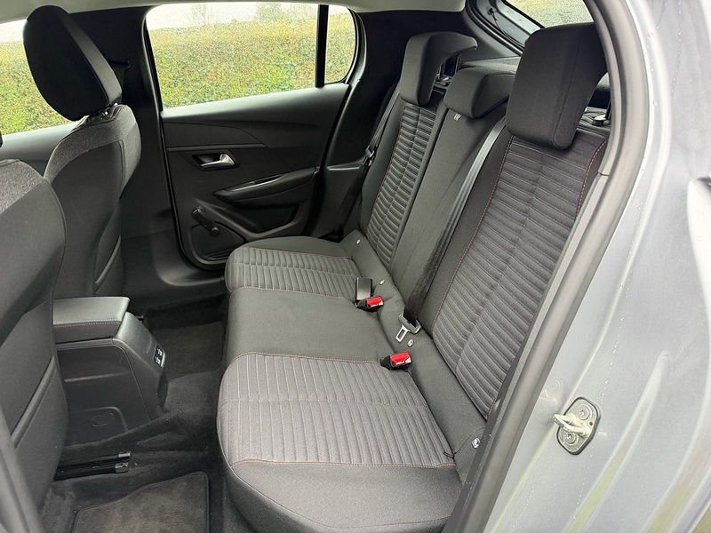 Peugeot Active 0.0 5dr Hatchback Automatic Electric