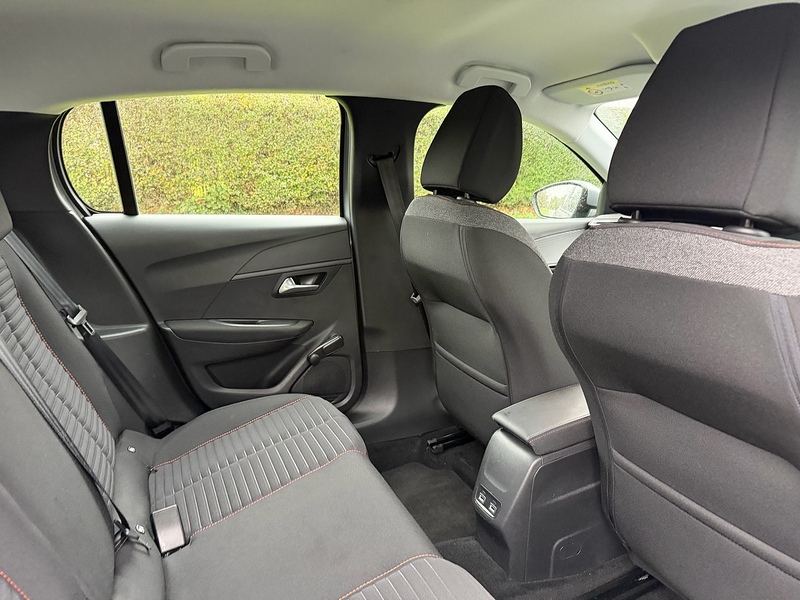 Peugeot Active 0.0 5dr Hatchback Automatic Electric