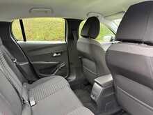 Peugeot E-208 Active 