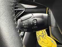 Peugeot E-208 Active 