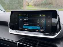 Peugeot E-208 Active 