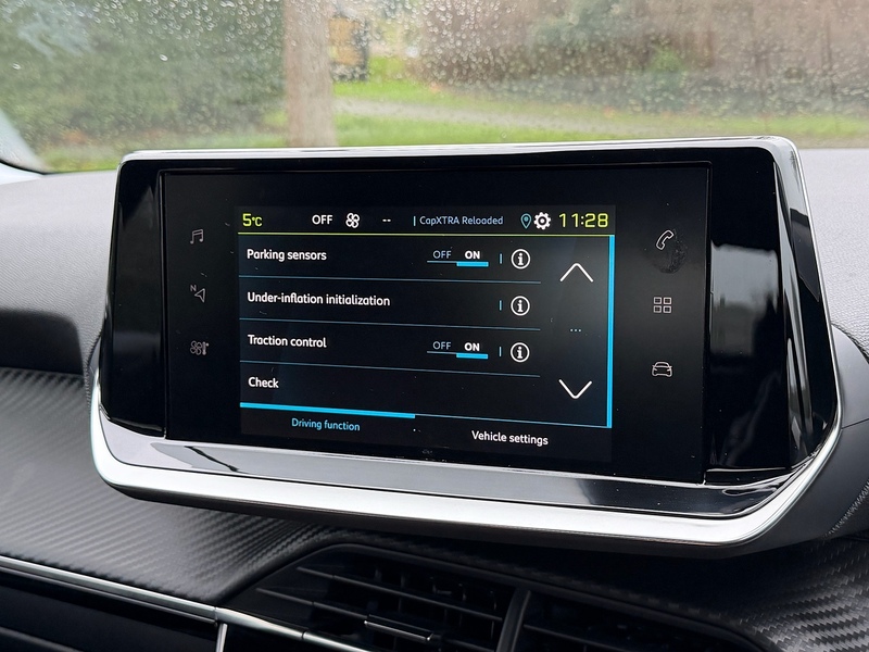 Peugeot Active 0.0 5dr Hatchback Automatic Electric