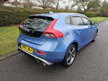 Volvo V40 T2 R-Design 