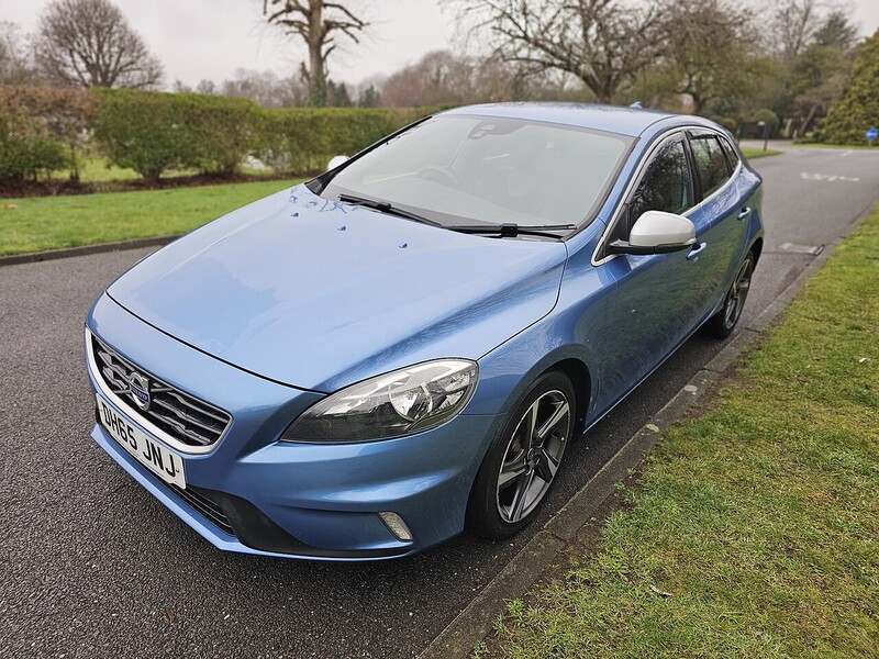 Volvo T2 R-Design Hatchback 2.0 Manual Petrol
