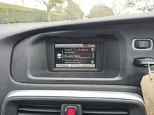 Volvo V40 T2 R-Design 