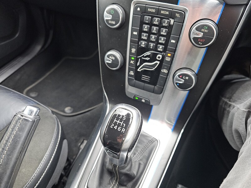 Volvo T2 R-Design Hatchback 2.0 Manual Petrol