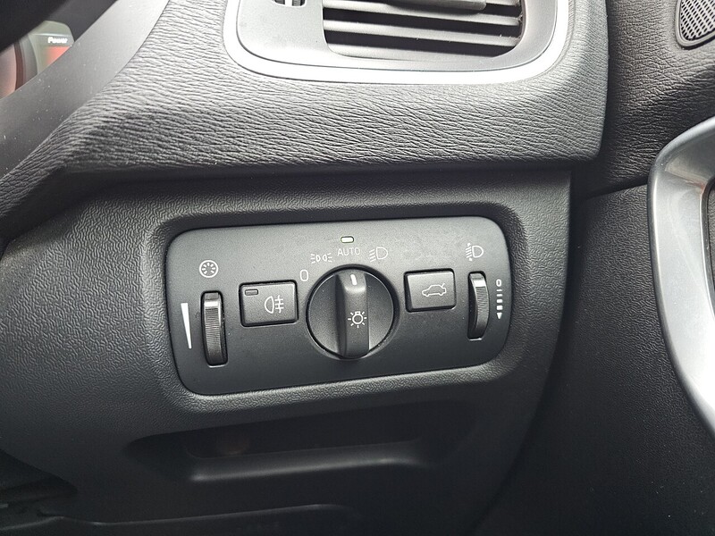 Volvo T2 R-Design Hatchback 2.0 Manual Petrol