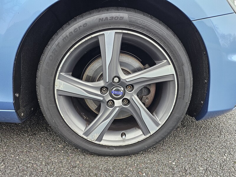 Volvo T2 R-Design Hatchback 2.0 Manual Petrol