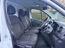 Vauxhall Vivaro CDTi 2700 BiTurbo ecoTEC Sportive 