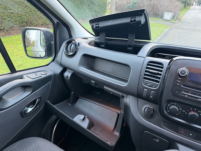 Vauxhall CDTi 2700 BiTurbo ecoTEC Sportive Panel Van 1.6 Manual Diesel