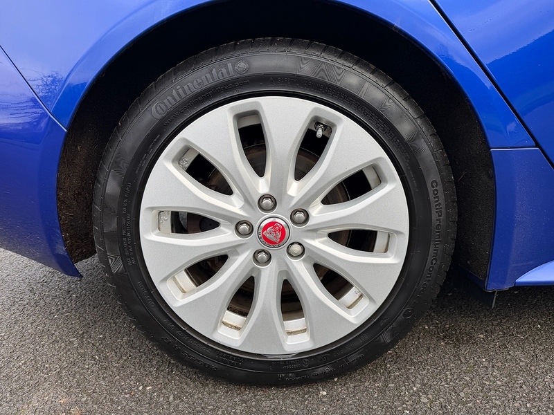 Jaguar d R-Sport Saloon 2.0 Manual Diesel