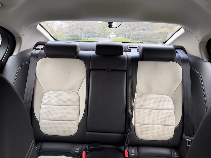 Jaguar d R-Sport Saloon 2.0 Manual Diesel