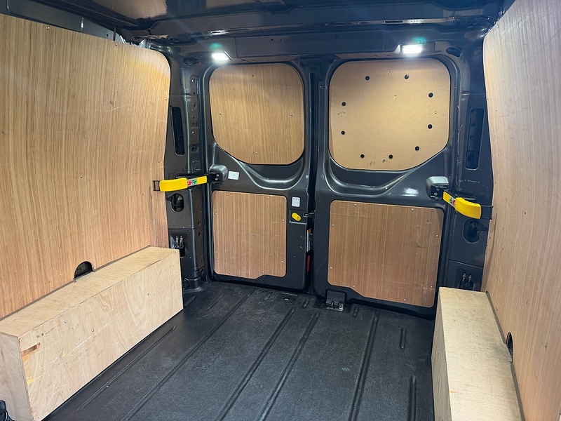 Ford 340 EcoBoost Limited Panel Van 1.0 Automatic Petrol Plug-in Hybrid