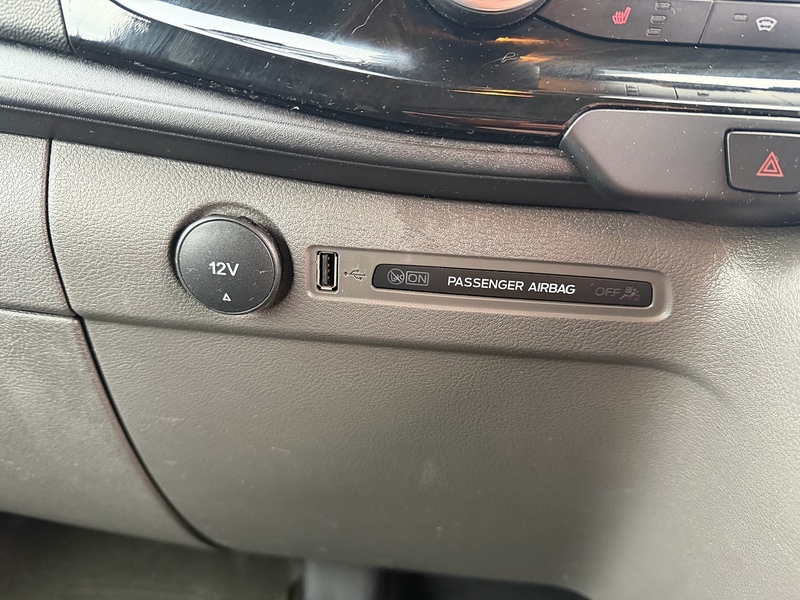 Ford 340 EcoBoost Limited Panel Van 1.0 Automatic Petrol Plug-in Hybrid