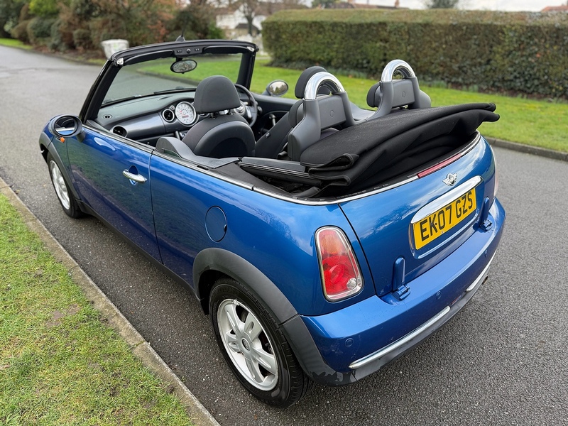 MINI 1.6 One Convertible 2dr Petrol Manual Euro 4 (90 bhp)