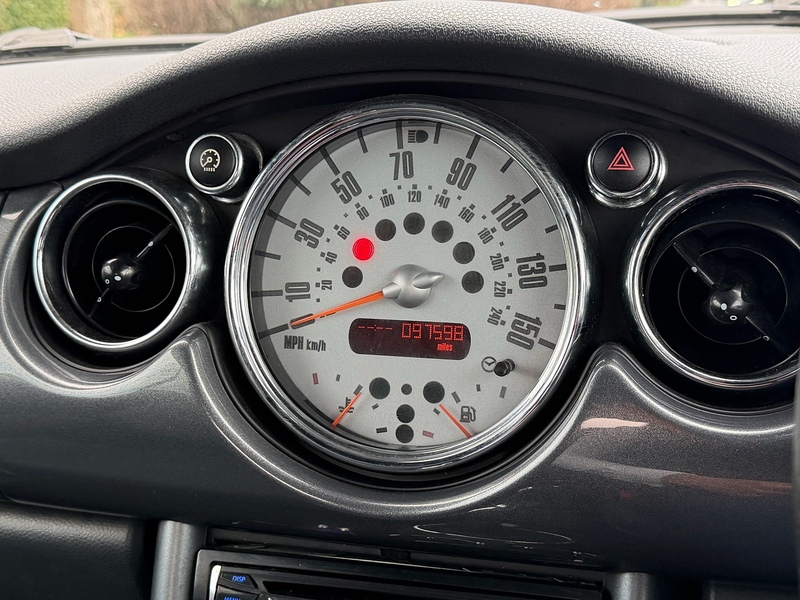 MINI 1.6 One Convertible 2dr Petrol Manual Euro 4 (90 bhp)