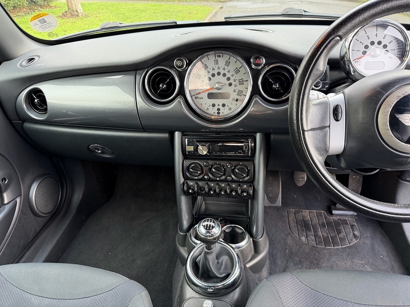 MINI 1.6 One Convertible 2dr Petrol Manual Euro 4 (90 bhp)