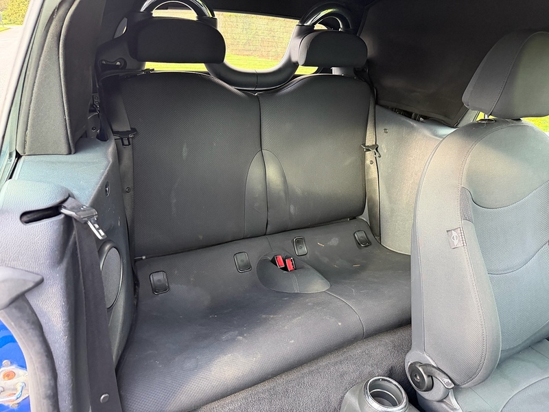 MINI 1.6 One Convertible 2dr Petrol Manual Euro 4 (90 bhp)