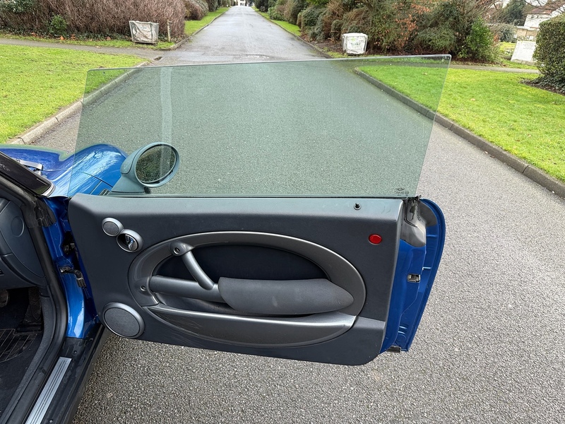 MINI 1.6 One Convertible 2dr Petrol Manual Euro 4 (90 bhp)