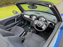 MINI Convertible One 