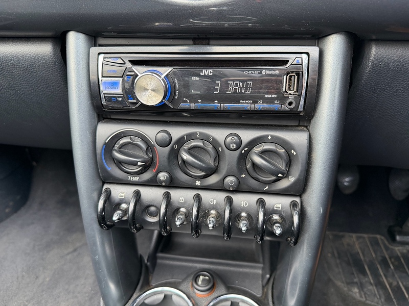 MINI 1.6 One Convertible 2dr Petrol Manual Euro 4 (90 bhp)