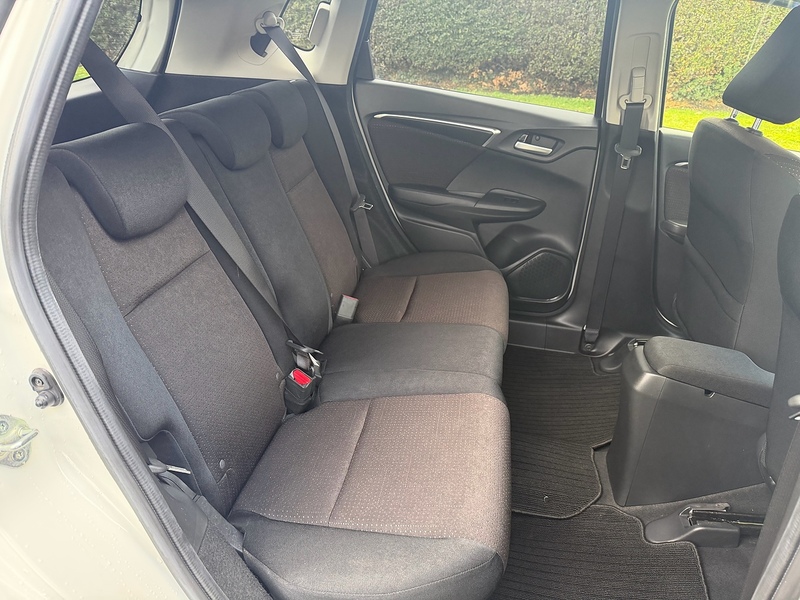 Honda HONDA FIT HATCHBACK 1.5 AUTOMATIC PETROL