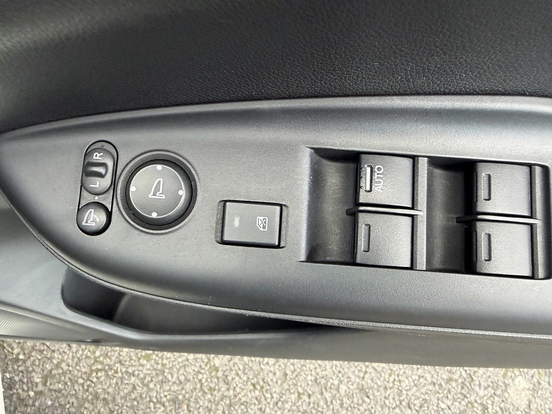 Honda HONDA FIT HATCHBACK 1.5 AUTOMATIC PETROL