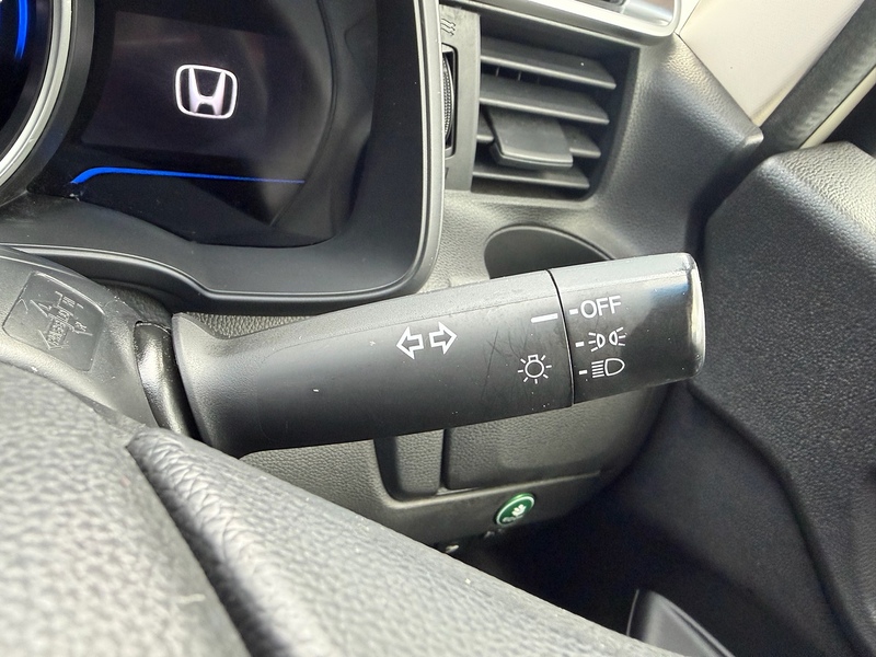 Honda HONDA FIT HATCHBACK 1.5 AUTOMATIC PETROL