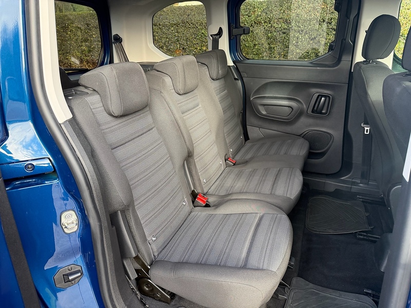 Vauxhall Turbo Energy MPV 1.2 Manual Petrol