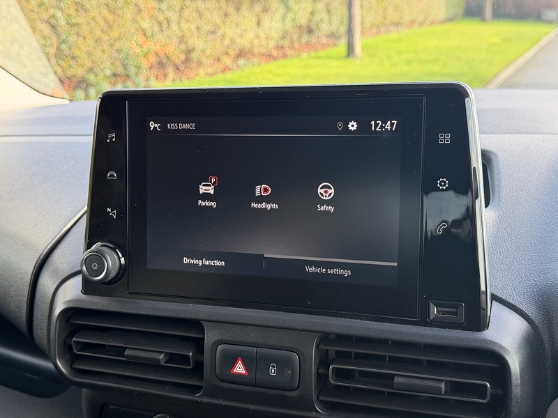 Vauxhall Turbo Energy MPV 1.2 Manual Petrol