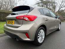 Ford Focus T EcoBoost Titanium