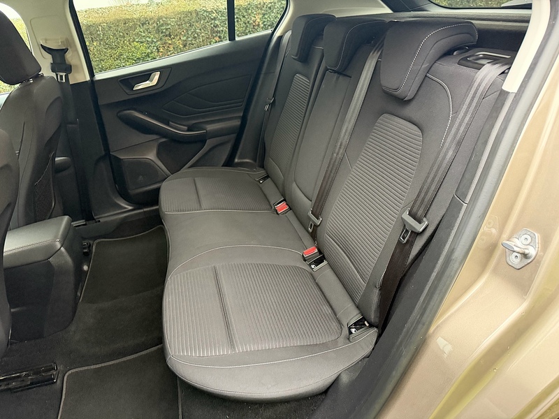 Ford T EcoBoost Titanium Hatchback 1.0 Manual Petrol