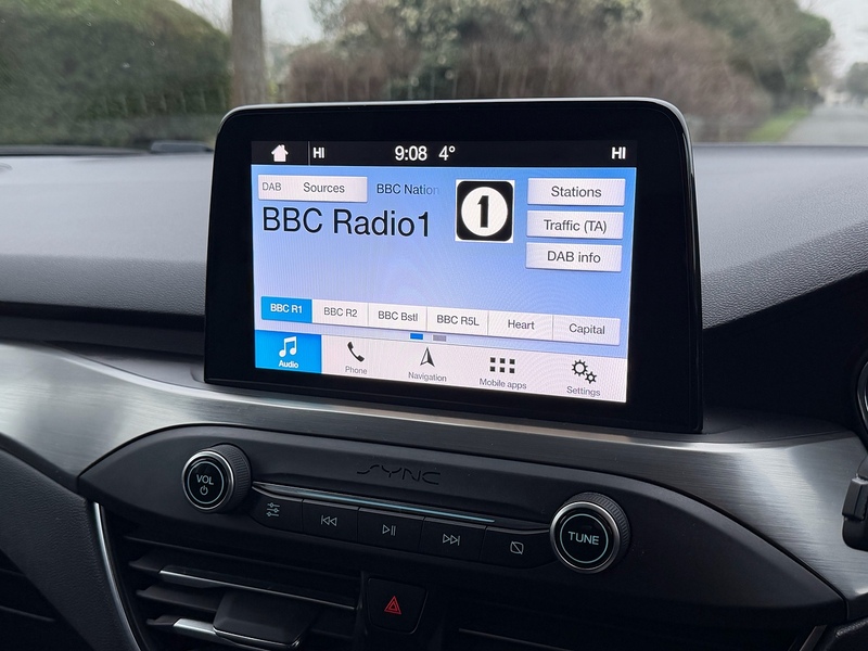 Ford T EcoBoost Titanium Hatchback 1.0 Manual Petrol