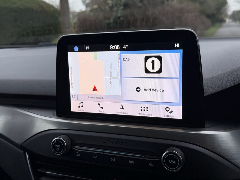 Ford T EcoBoost Titanium Hatchback 1.0 Manual Petrol