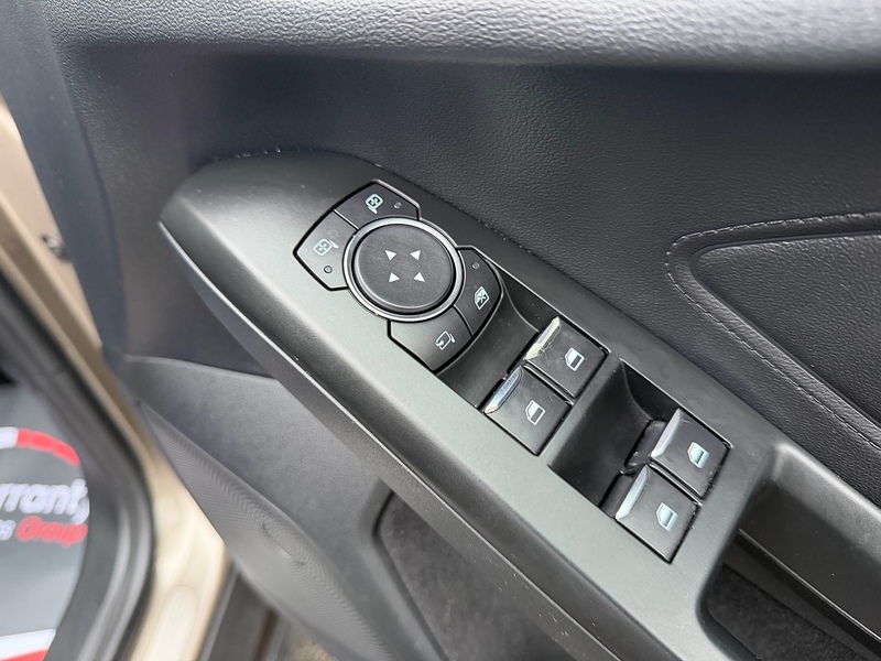 Ford T EcoBoost Titanium Hatchback 1.0 Manual Petrol