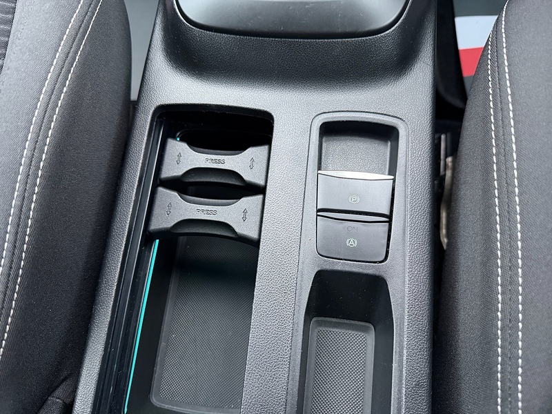 Ford T EcoBoost Titanium Hatchback 1.0 Manual Petrol